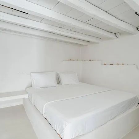 My Secret Mojo 1 Apartment *