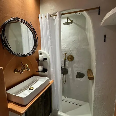 My Secret Mojo 1 Apartment