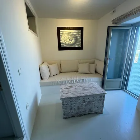 My Secret Mojo 1 Apartment Serifos Town
